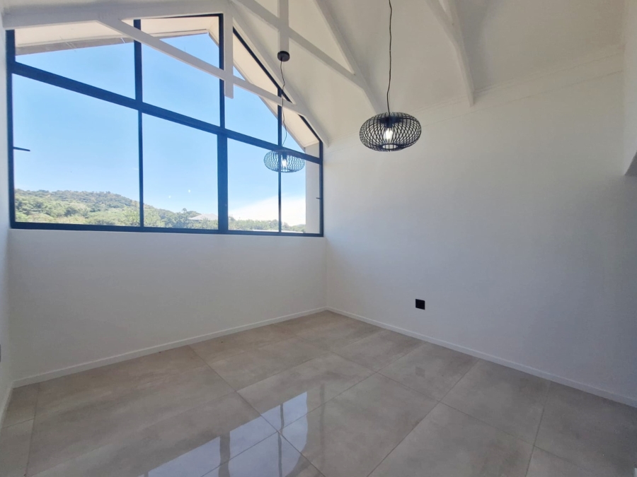 To Let 4 Bedroom Property for Rent in Redstone Private Country Estate North West